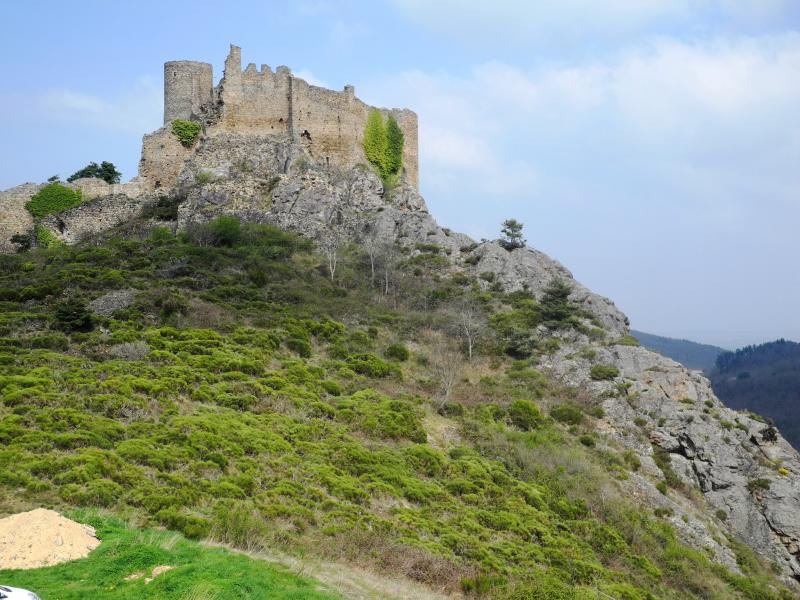 Le château de Couzan 2