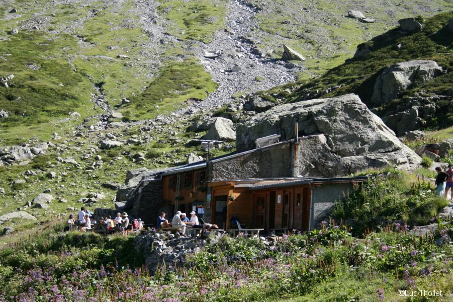 Le refuge de la pierre à Bérard