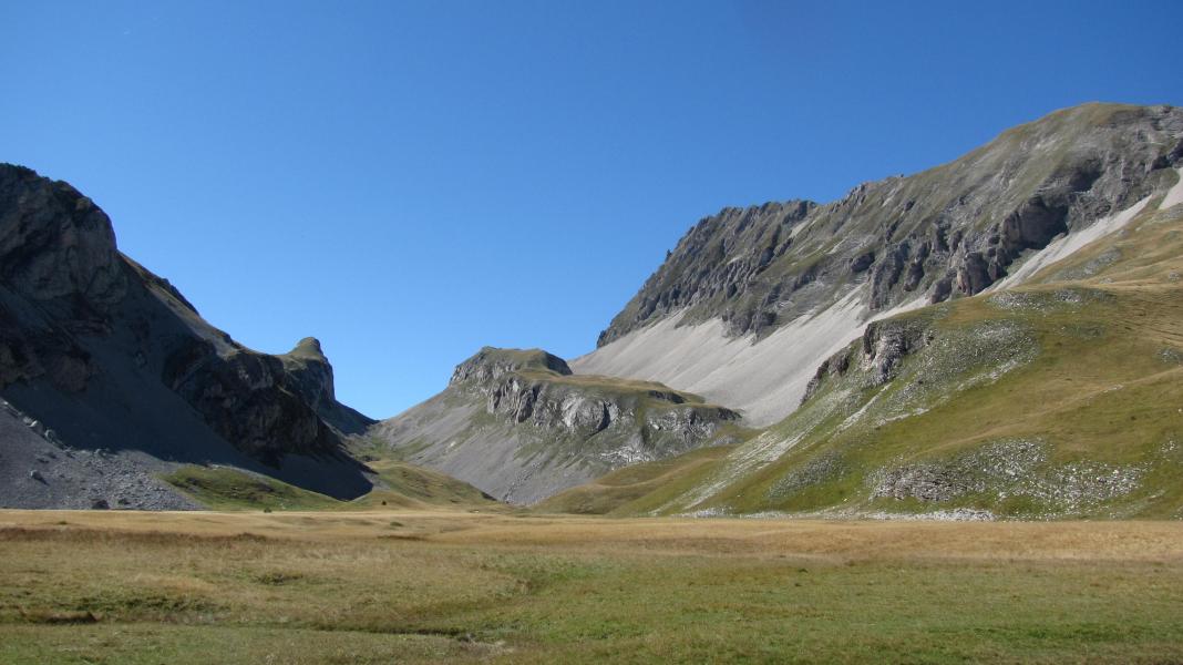 Le vallon et replat des Aiguilles pour finir.
