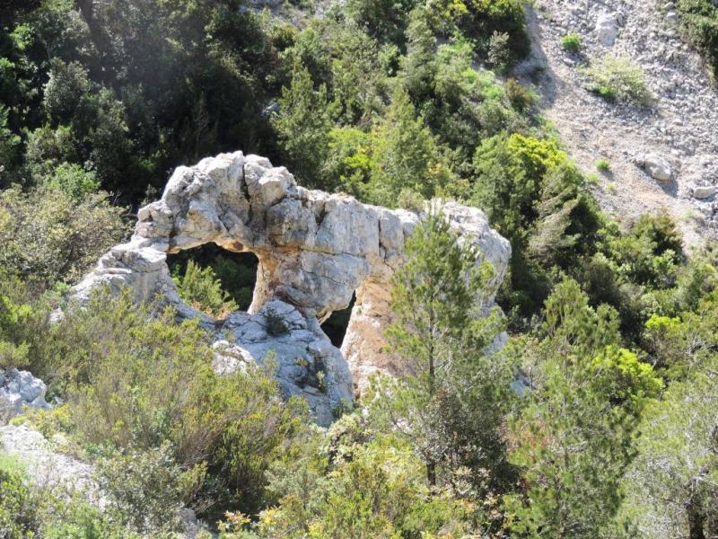 Les Trois Arches