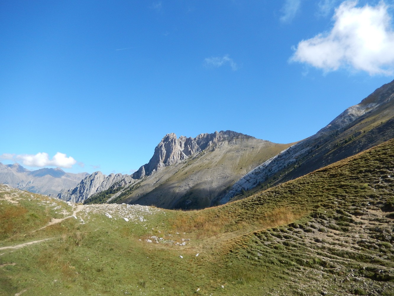 L'Ailette et la SÃ©olane des Besse, vues du col de SÃ©olane