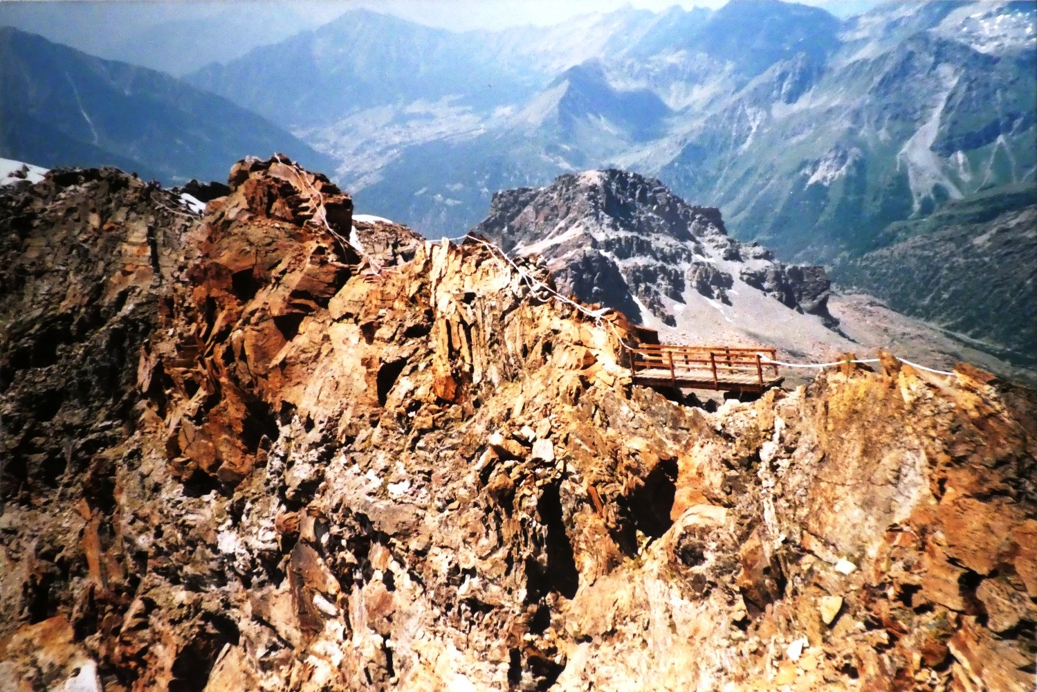 L'arrÃªte rocheuse avant le refuge