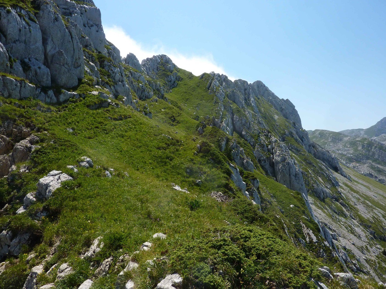 L'Autoroute qui mÃ¨ne au col de la Bascule