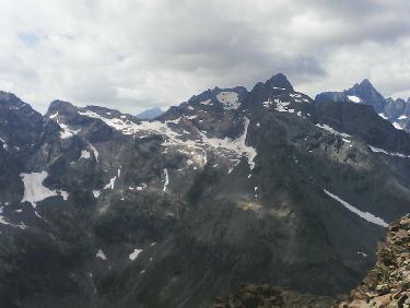 la mÃªme un peu plus Ã  g : entre la pointe de verdonne et les pics du loup
