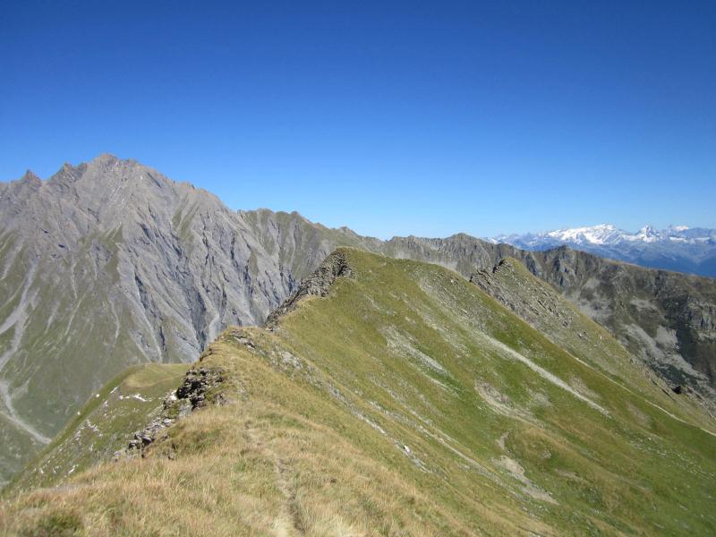 la crête se rétrécit