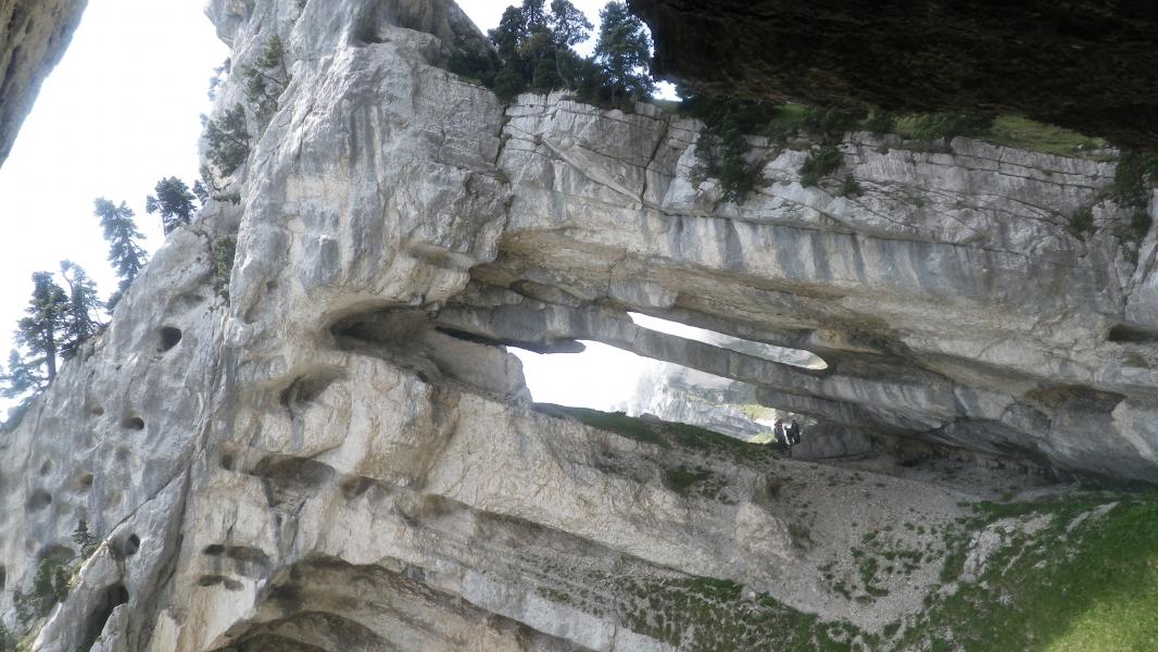 la tour percée