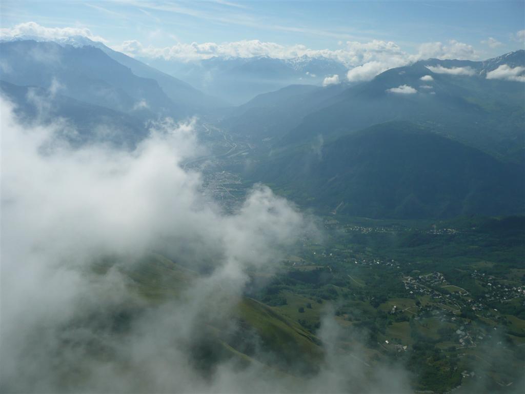 la vallée est encore loin