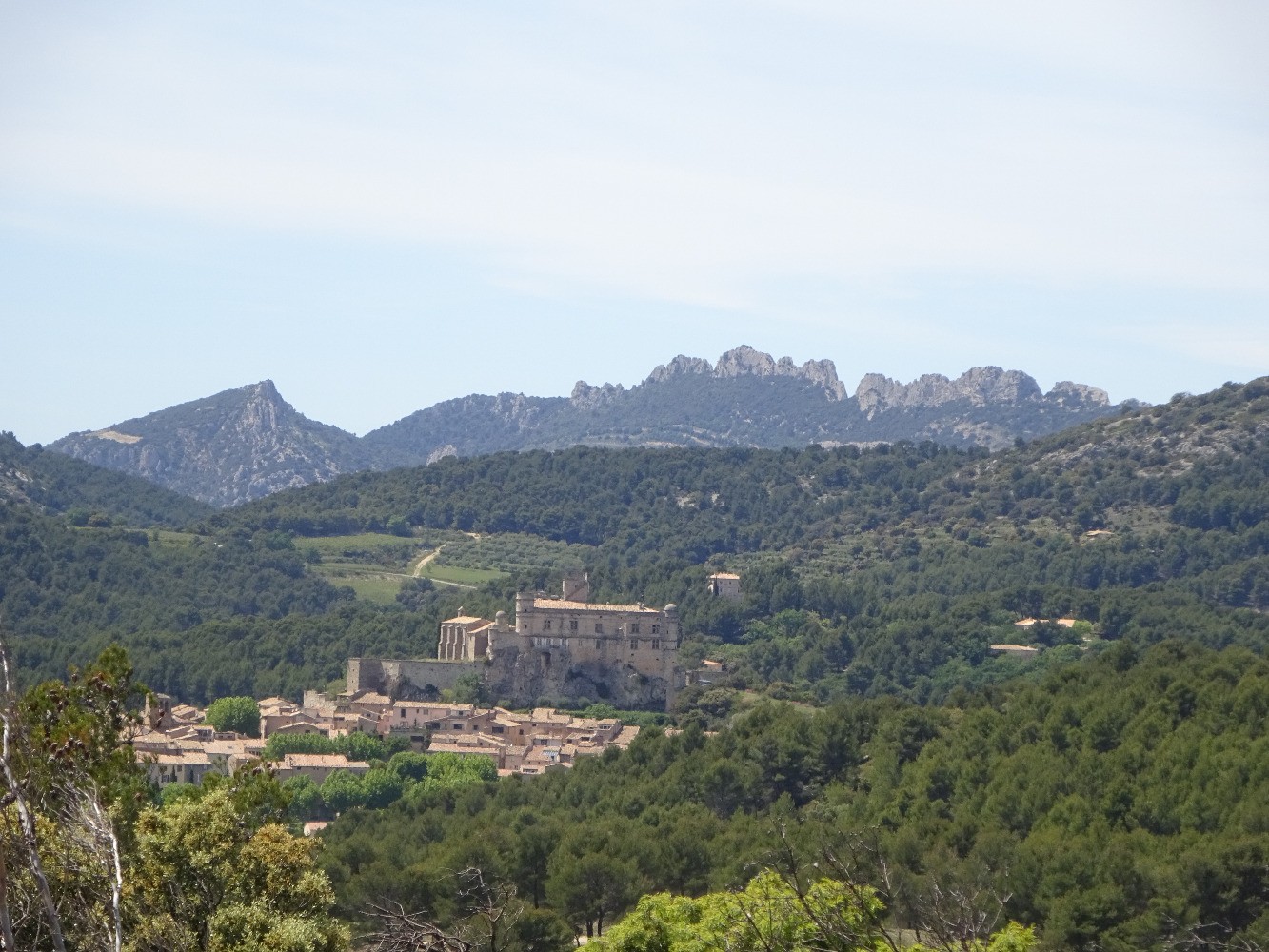 Le Barroux et les Dentelles de Montmirail