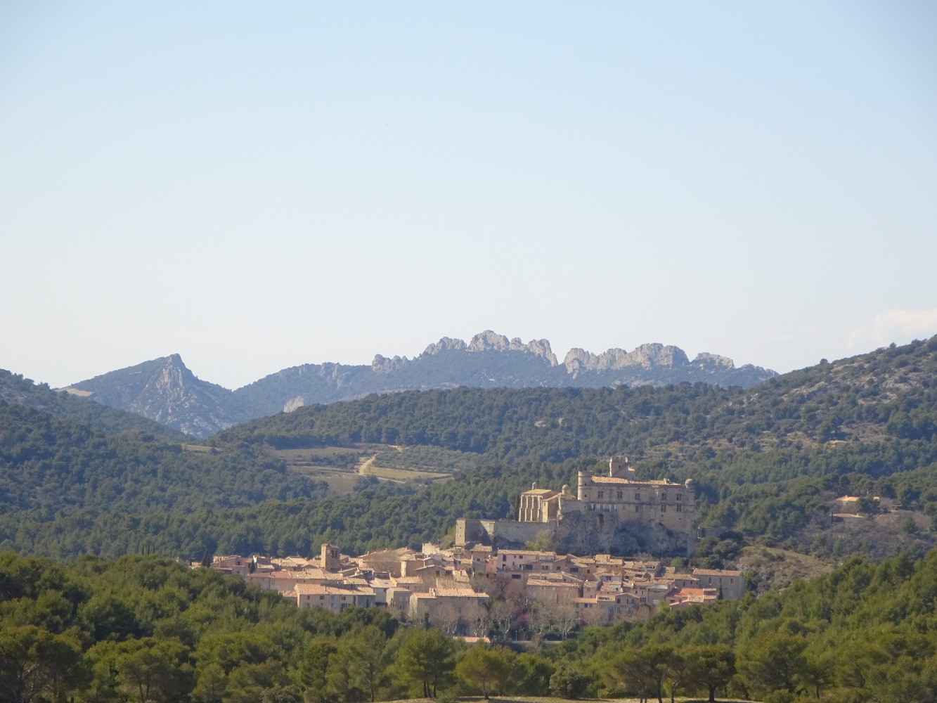 Le Barroux et les Dentelles de Montmirail