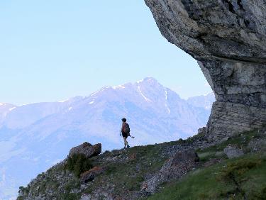 Le Châtel par la faille des Bannes