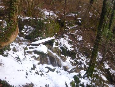 Apparition de la neige au petit pont glissant