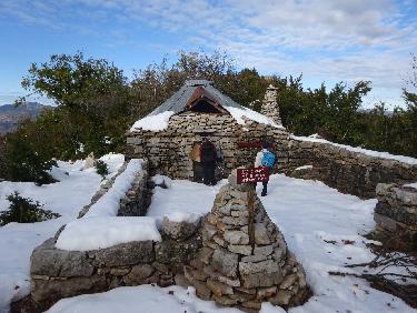 Le jas Girard, sur la montagne de Chanteduc, en cours de restauration