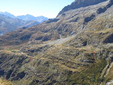 Le lac du Lauzon Ã  gauche et le lac Bleu Ã  droite