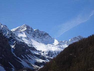 Le pic de Rochelaire et, Ã  droite, la tÃªte de Couleau