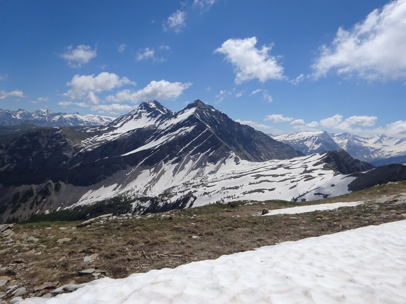 Le pic St-AndrÃ© et le mont Tailland vus des Croix