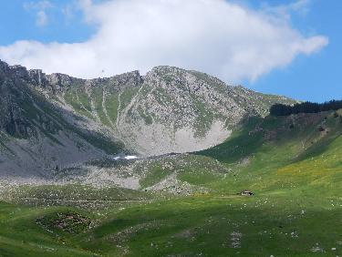 Les Monges et la cabane de Clapouse