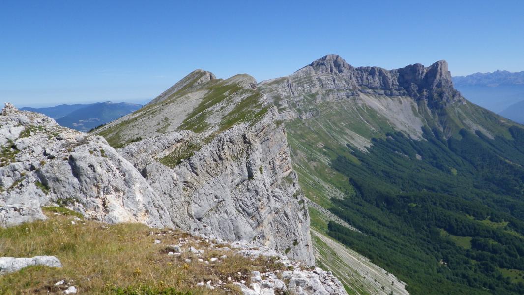 les crêtes des Rochers de la Balme