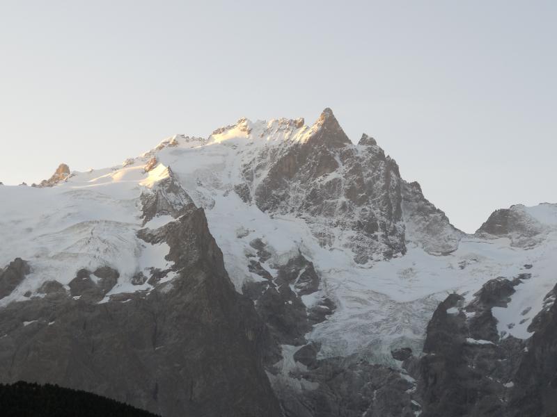 lever de soleil sur le..... Mont Blanc