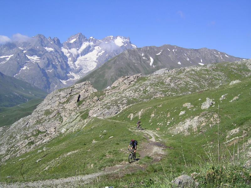 Montée au col du Galibier