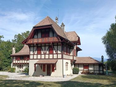 Maison typique du bord du lac 