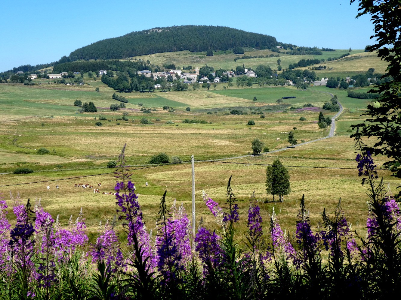 Mont Signon et Chaudeyrolles depuis le circuit des Narces