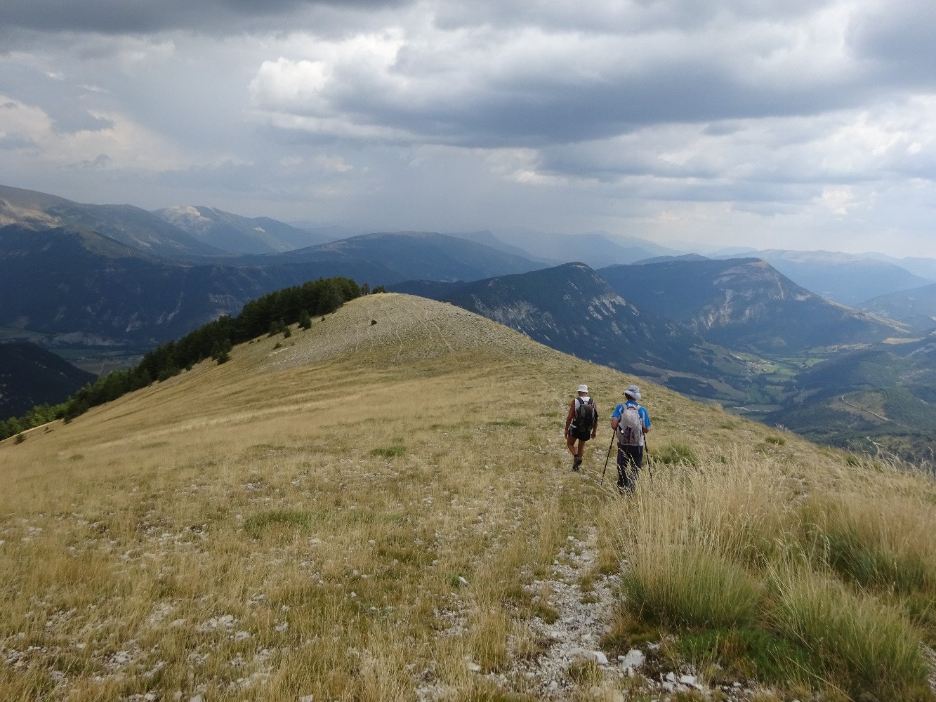 Montagne de Tournon, en direction du col de SÃ©oune