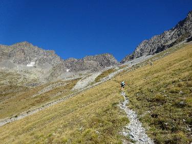 MontÃ©e dans le cirque du Gioberney, prÃ¨s de l&apos;aiguille de la Vache