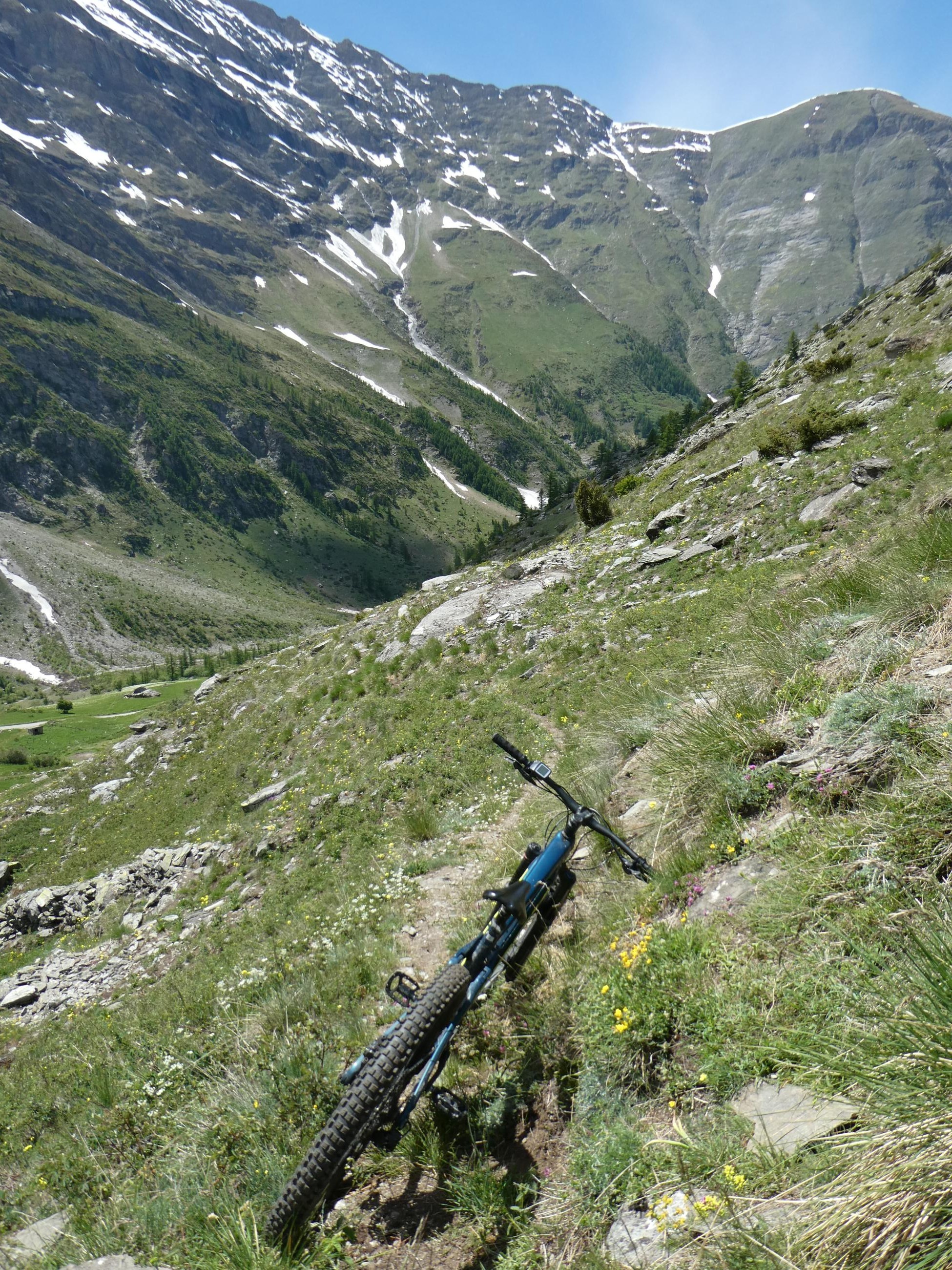 La Mottuaz d’Amont, descente à VTT sur Avérole et les Vincendières