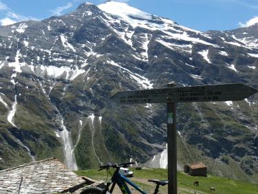 La Mottuaz d’Amont, descente à VTT sur Avérole et les Vincendières