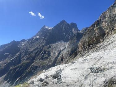 Ô refuge ô frais (Refuge du Glacier Blanc)