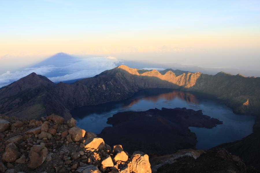 ombre du rinjani