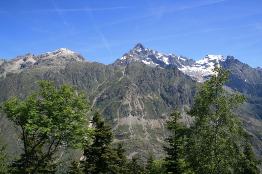 Panorama sur le Mont Olan