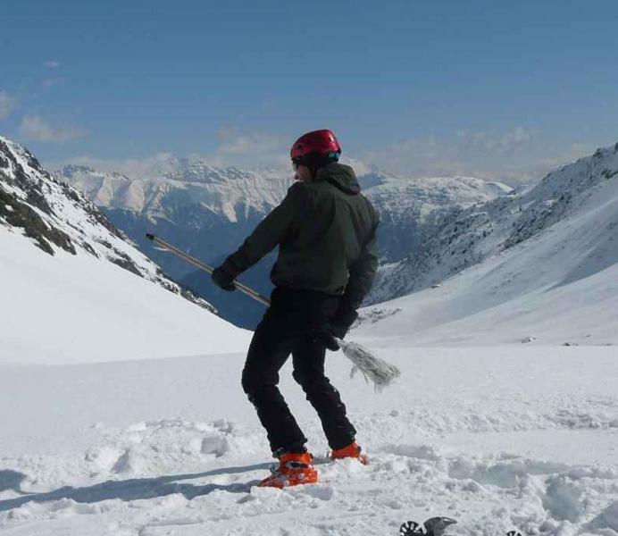 Pas de parapente, on essaie le balai