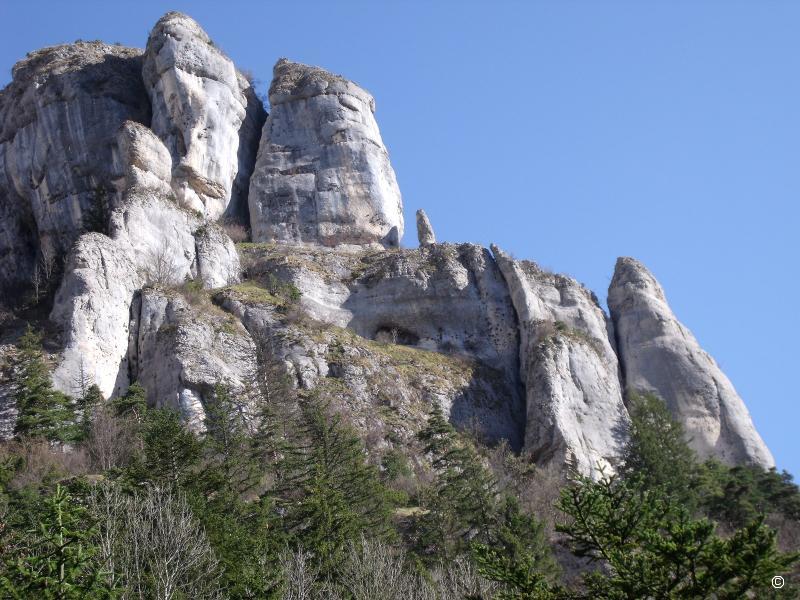 Pilier Est