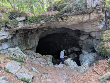 Par le chemin tannes et glacière et gilet de l'agneau 