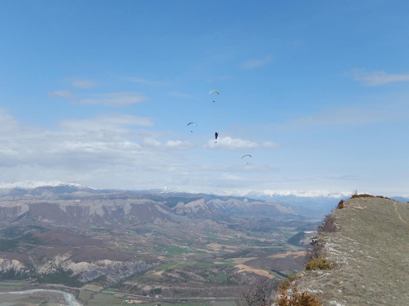Parapentes Ã  la Montagne de Chabre