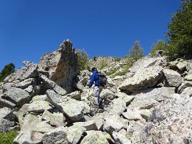 Passage rocheux sur la crÃªte Est du mont Guillaume