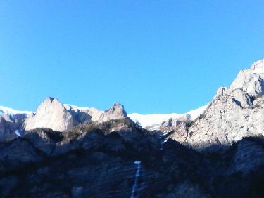 passage superieur de la "voie"... vue sur Coste Noundy"