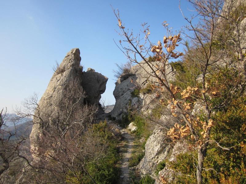 passage dans les rochers