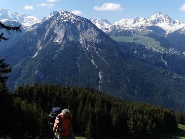 Pat arrive au dÃ©co 