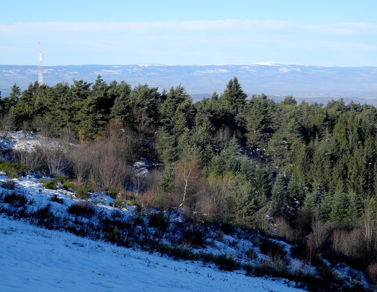 Pierre-sur-Haute depuis le dÃ©co