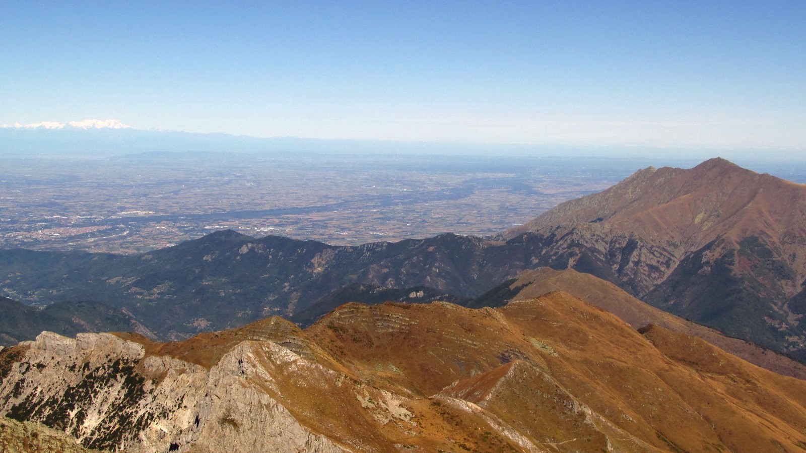 Plaine du Po et Mont Rose.
