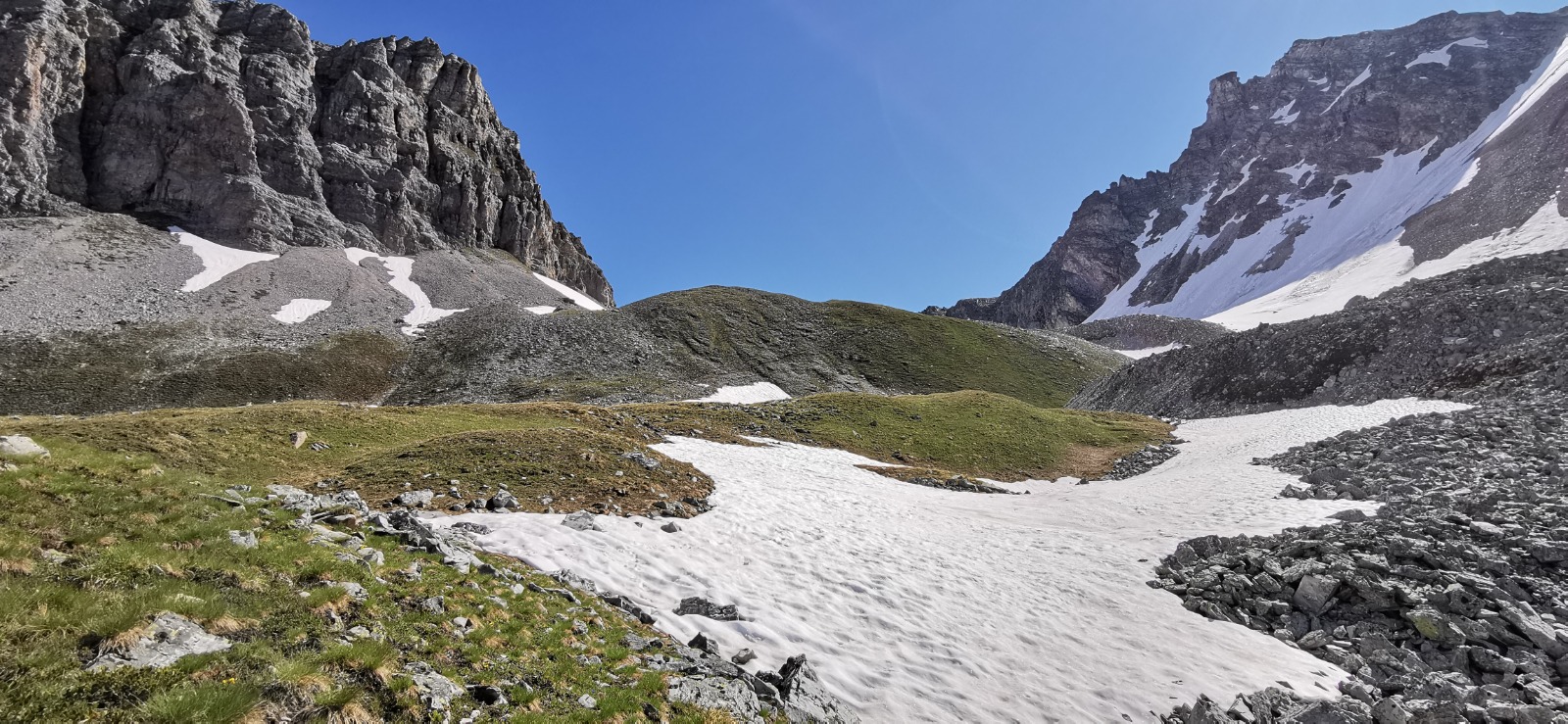 Plus haut: passage du Picheru