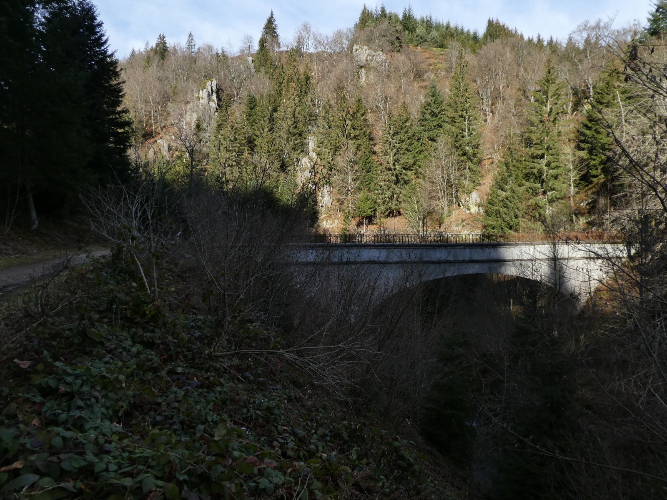 Pont de l'aqueduc (passage en rive droite)