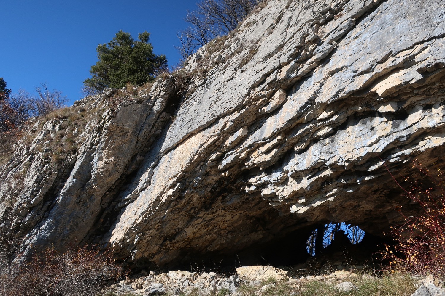 Porte de Barry autrement et autres curiosités
