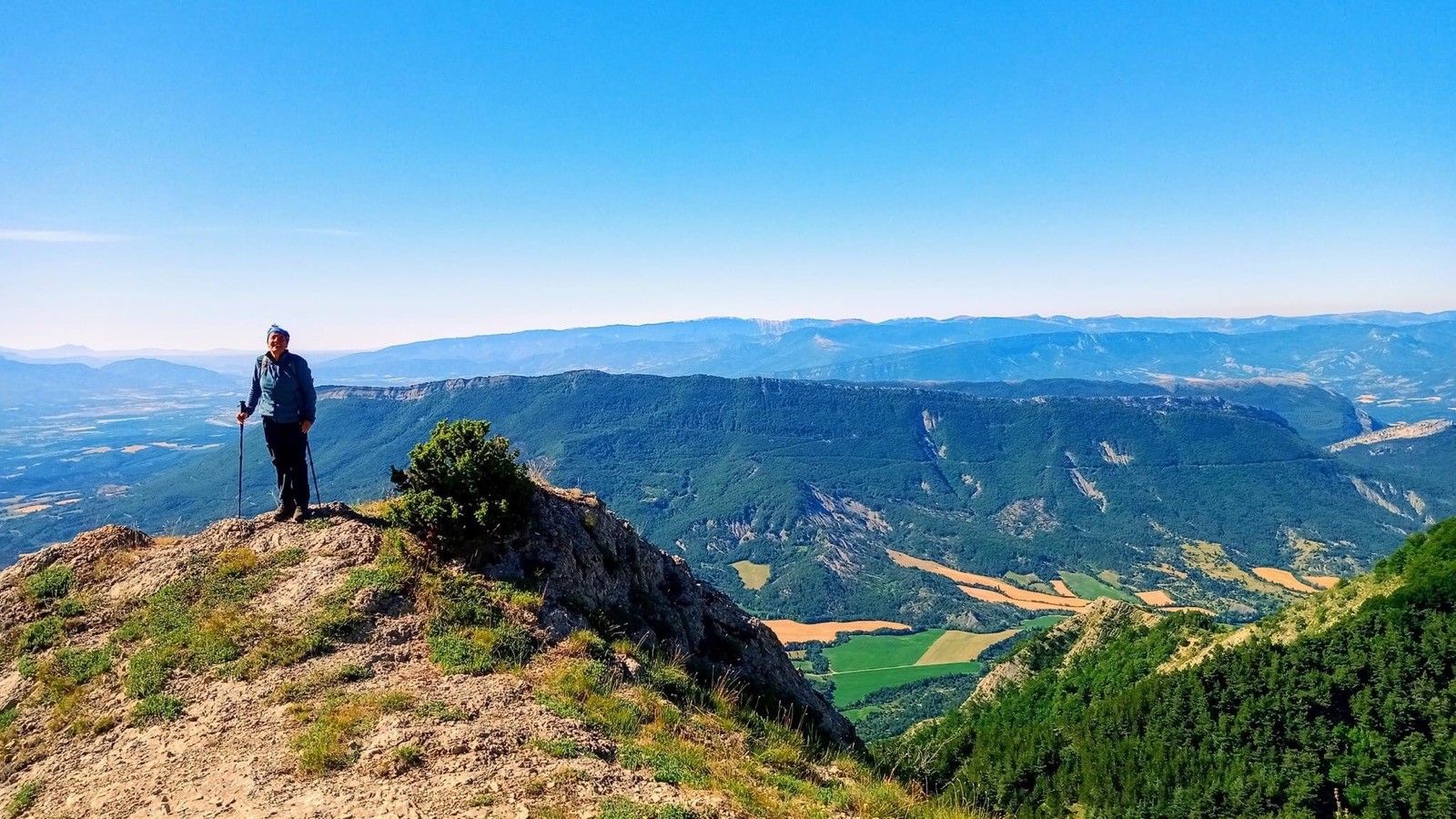 Poursuivis par le front d'advection !