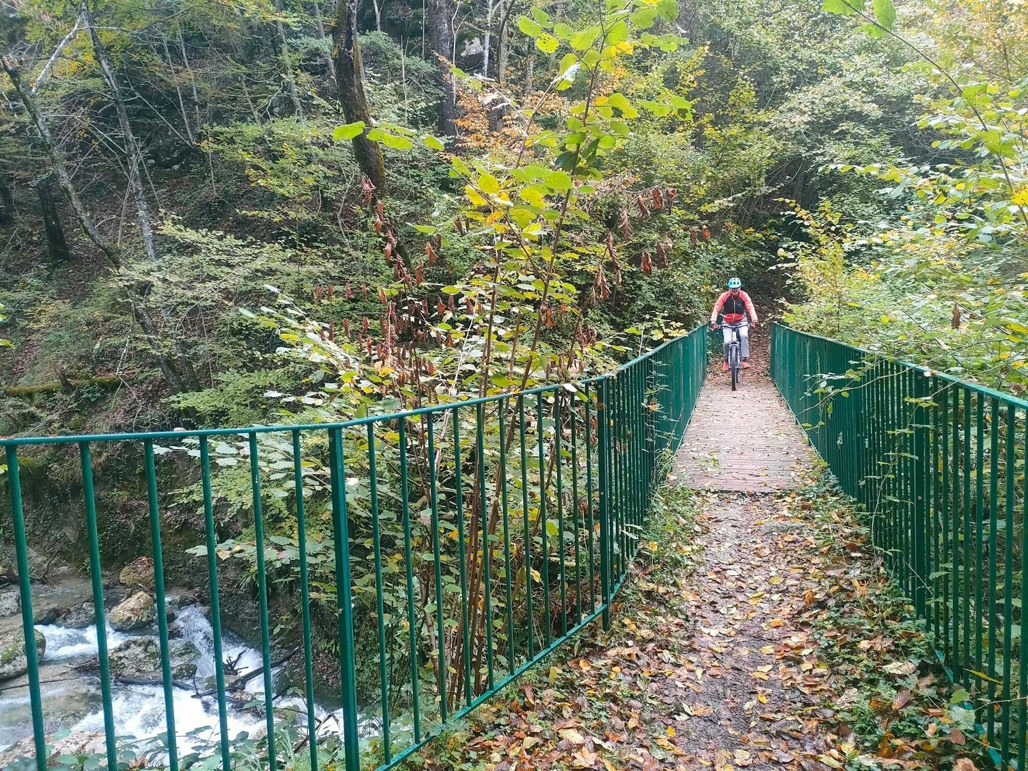 Presque entre les averses