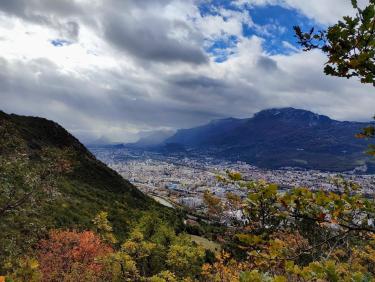 Presque entre les averses