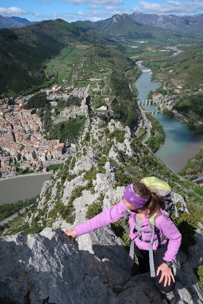 Progression sur la crÃªte ouest de la Baume