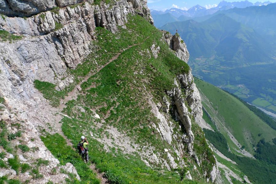 Raf sur la vire du Pierroux